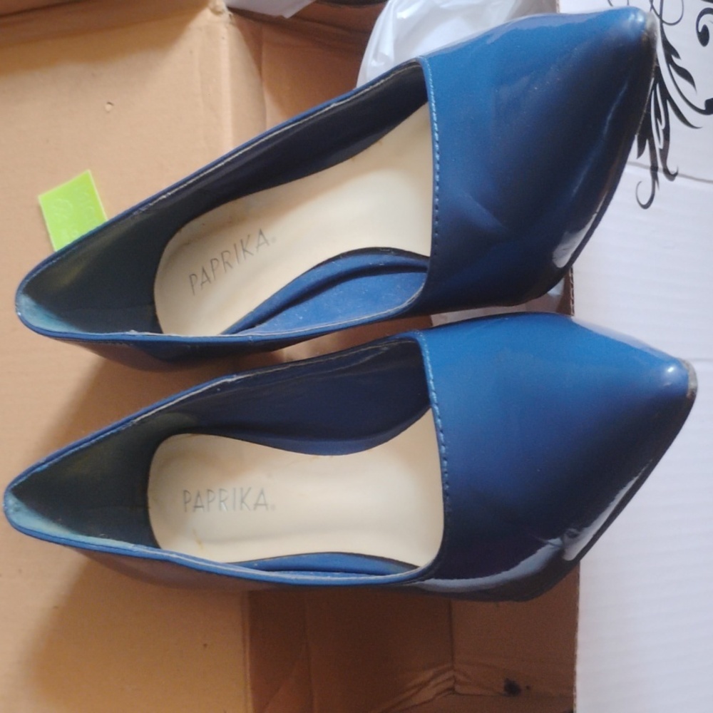 Paprika blue dress shoes size 6